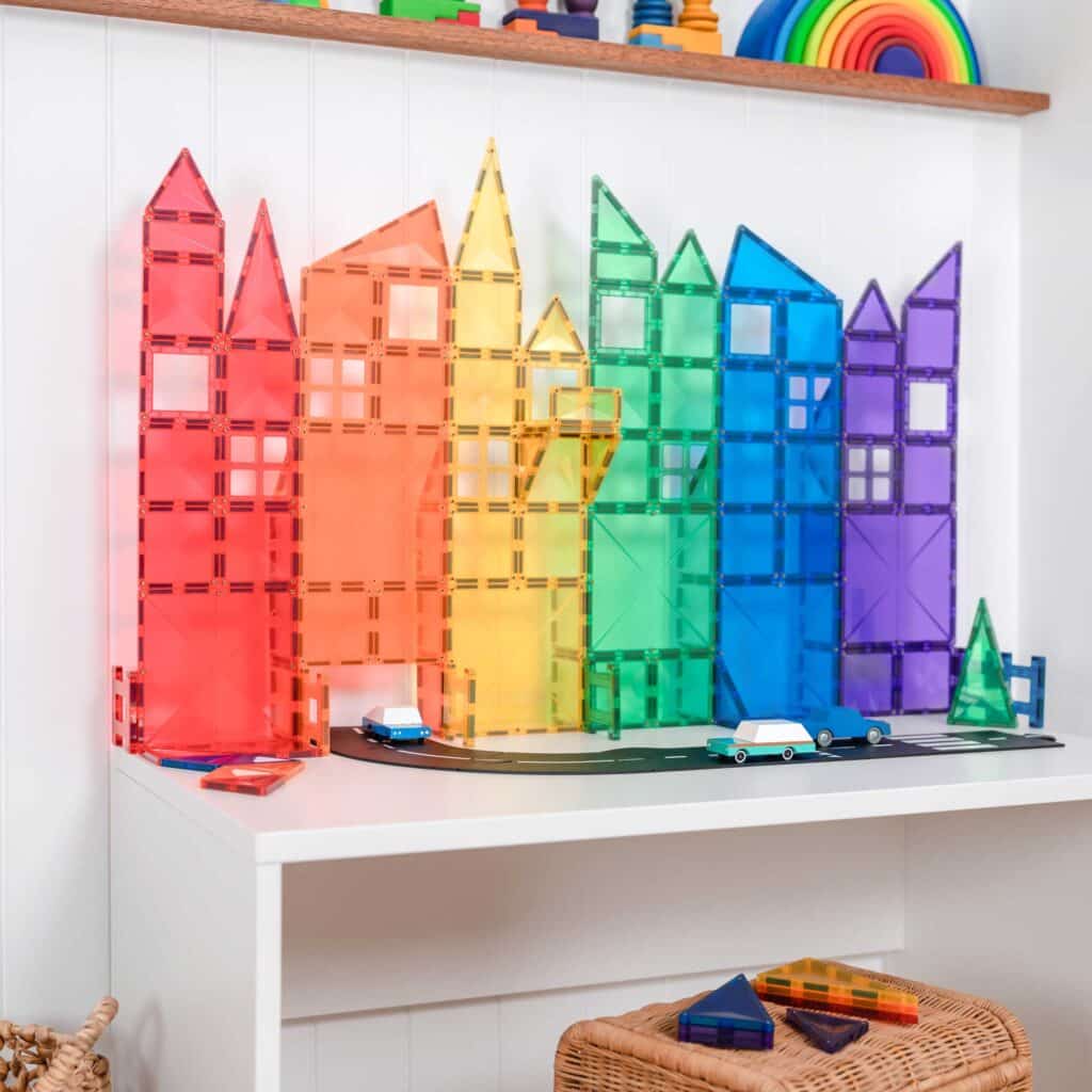 Connetix 102 Piece Rainbow Creative Pack *PRE ORDER*
(arrival first week September 2025)