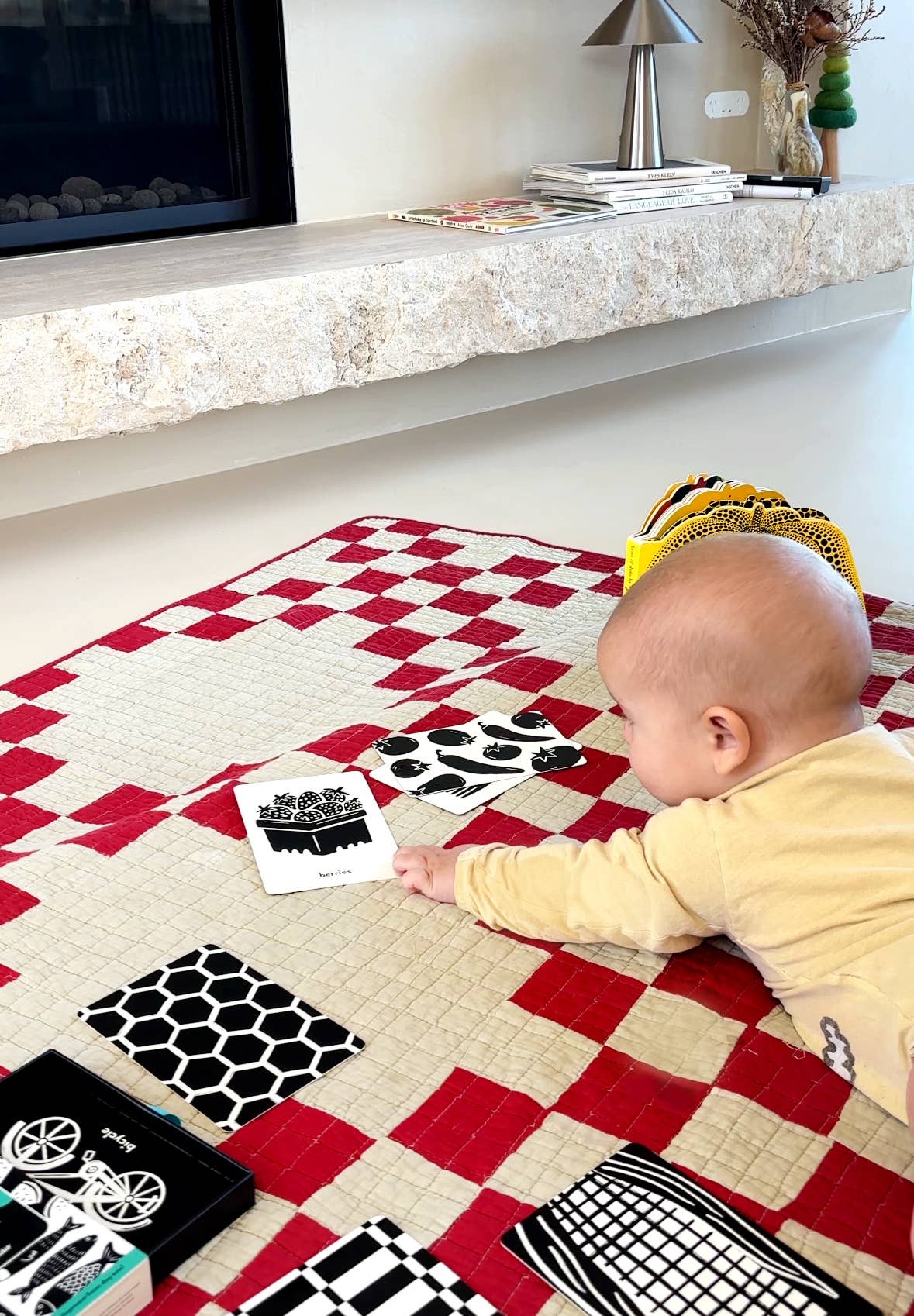 Lauren Sissons Studio - High Contrast Flashcards for Baby - Sensory Newborn Gift