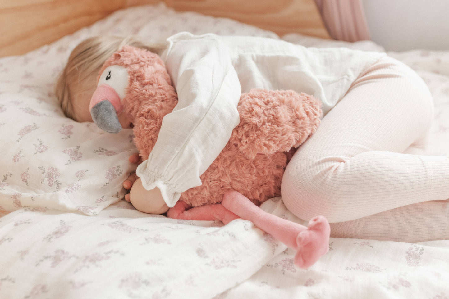 Mindful and Co Kids - Francesca The Flamingo Weighted Toy