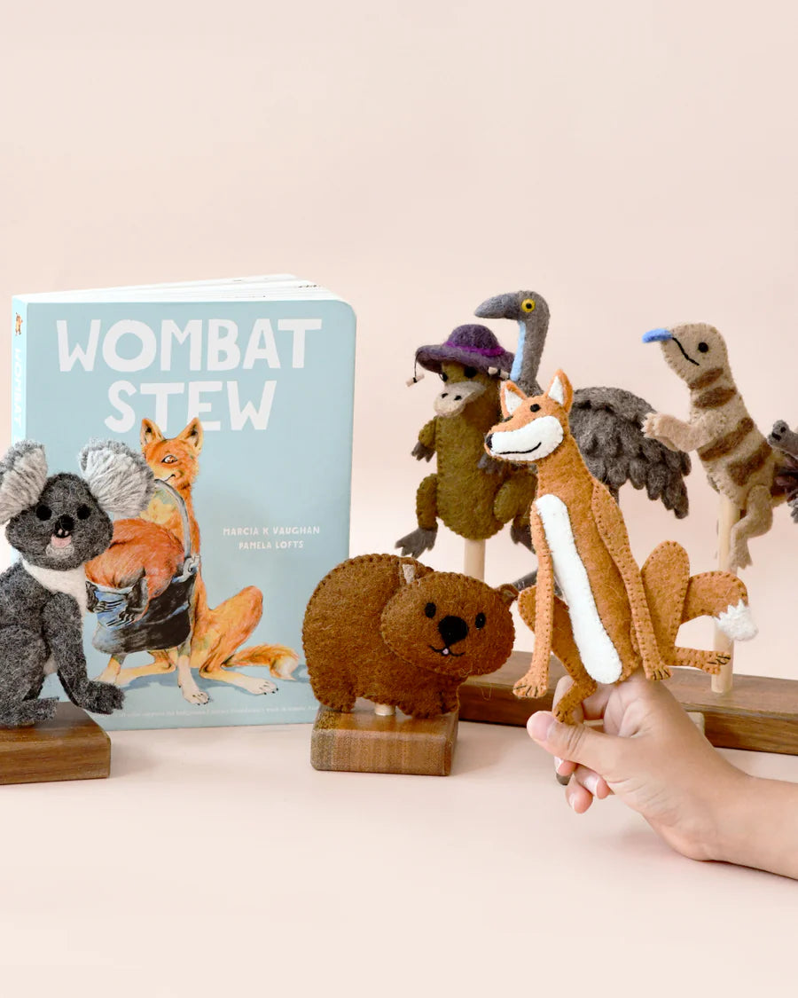 Wombat Stew Finger Puppets Set (offical Scholastic Licensed) *Pre Order 7-10days*