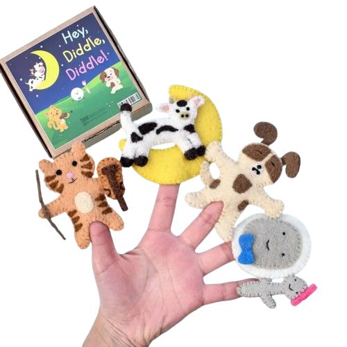 Hey Diddle Diddle Finger Puppet Set