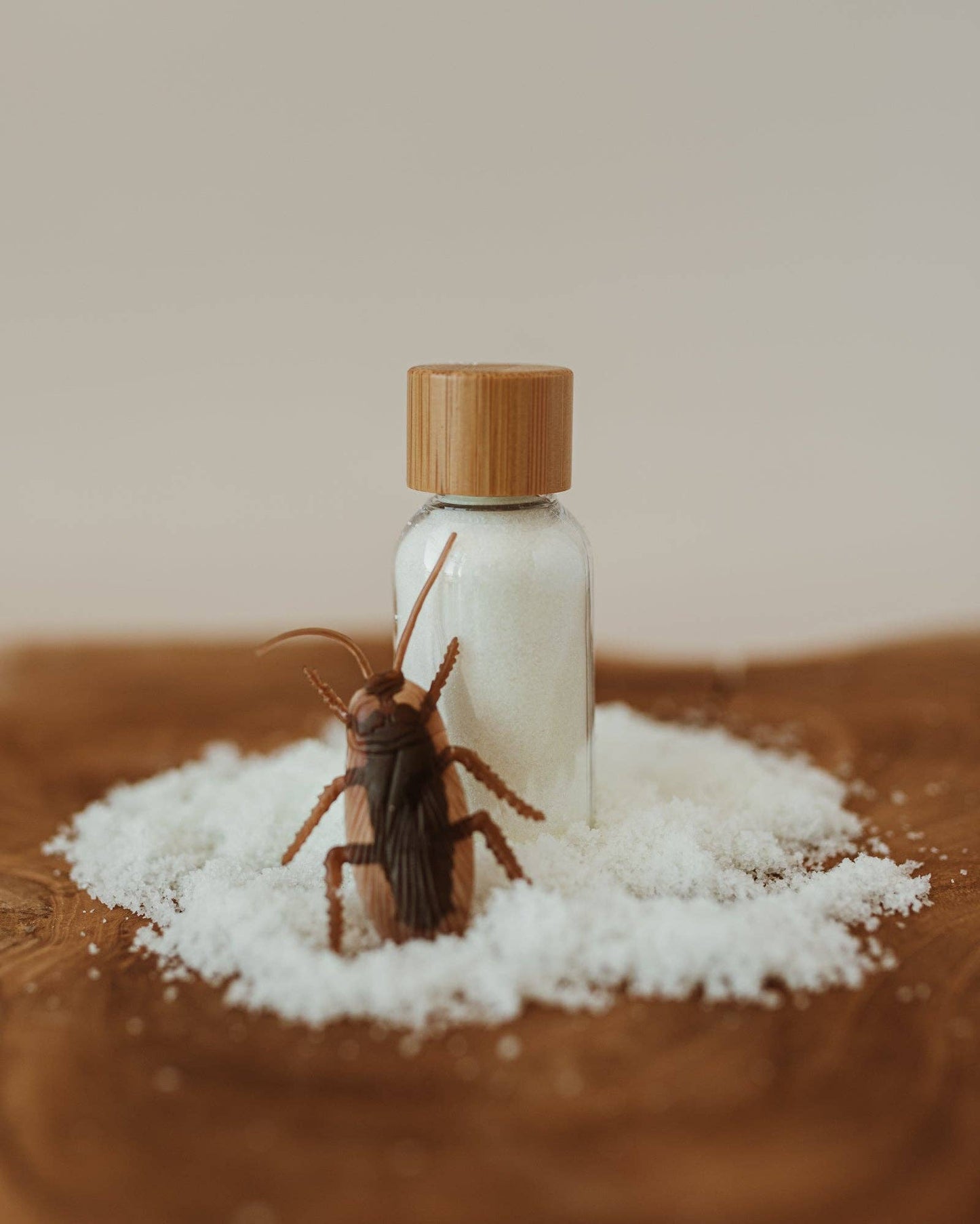 The Little Potion Co - Glow Snow - Glows in the Dark