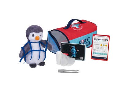 Wild Republic - Coast Hippie Rescue Kit -  Penguin
