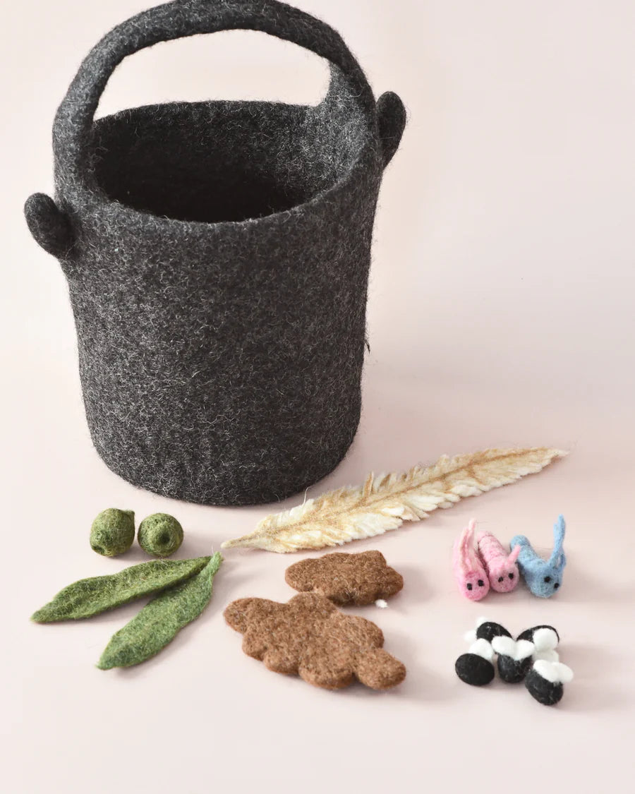 Felt “Wombat Stew” Billy Can and Small Parts Play Set - *Pre Order 7-10days*