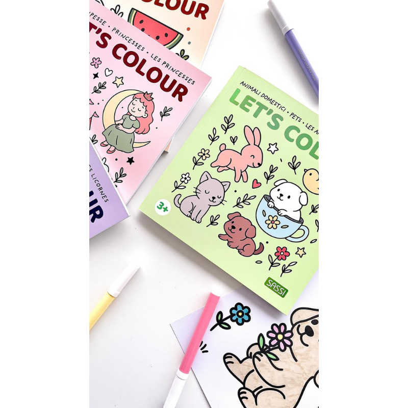 Sassi Colouring Book Square - Unicorns