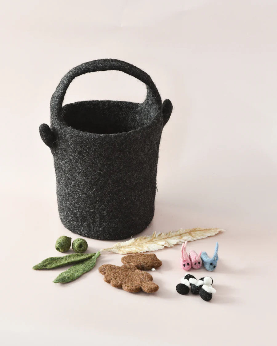 Felt “Wombat Stew” Billy Can and Small Parts Play Set - *Pre Order 7-10days*