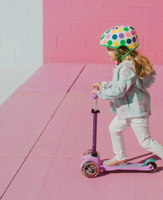 Mini Micro Deluxe LED 3 Wheel Scooter - Lavender