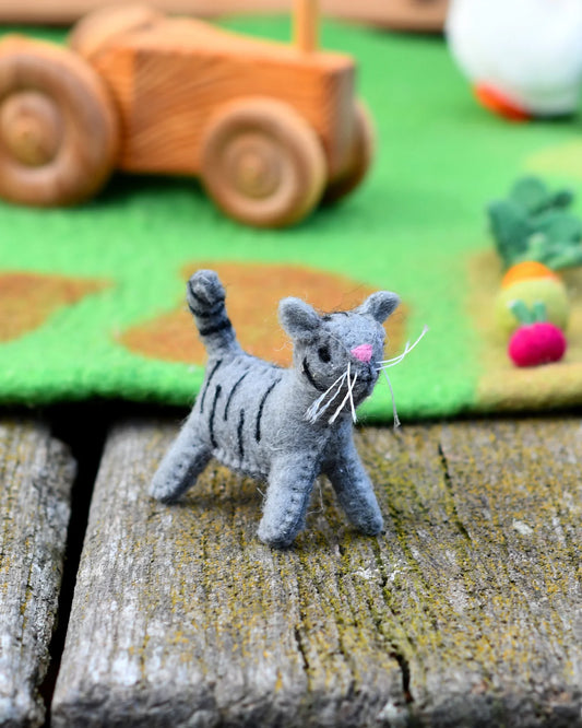 Felt Cat Farm Animal - Tara's Treasure
