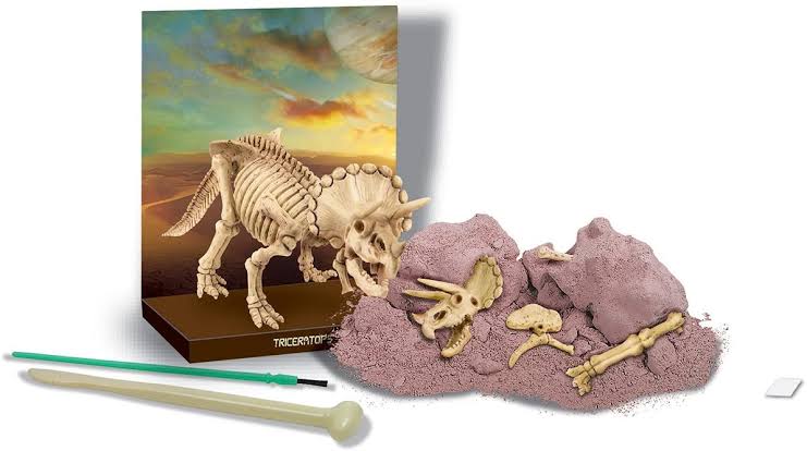 4M - Dig a Dinosaur - Triceratops