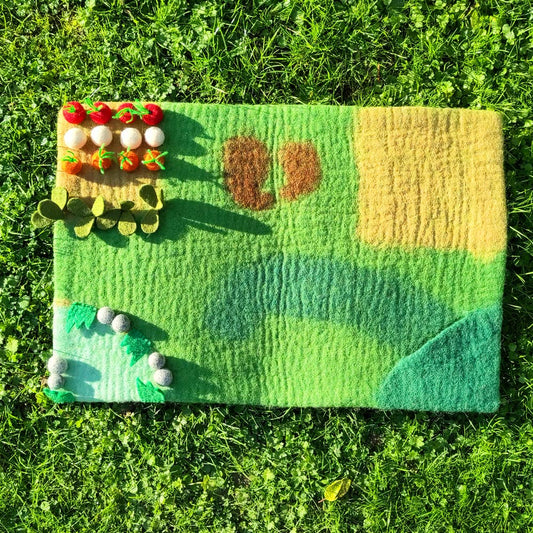 Felt Play mat - garden