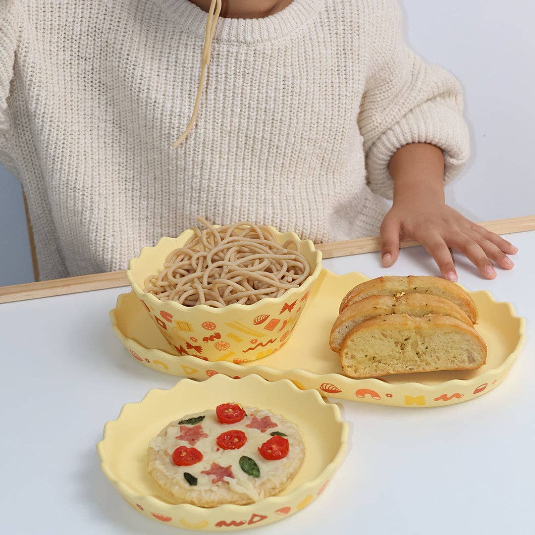 Chino Club - Pasta Wavy Edge Silicone Bowl and Plate Set - Bambam Kids Toys 