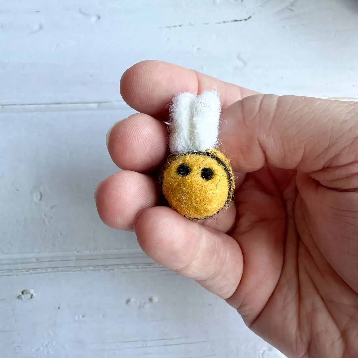 Felt Bumble Bee / Honey Bee - Sewing Seeds Play