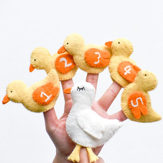 Five Little Ducks Finger Puppet Set - Tara's Treasure