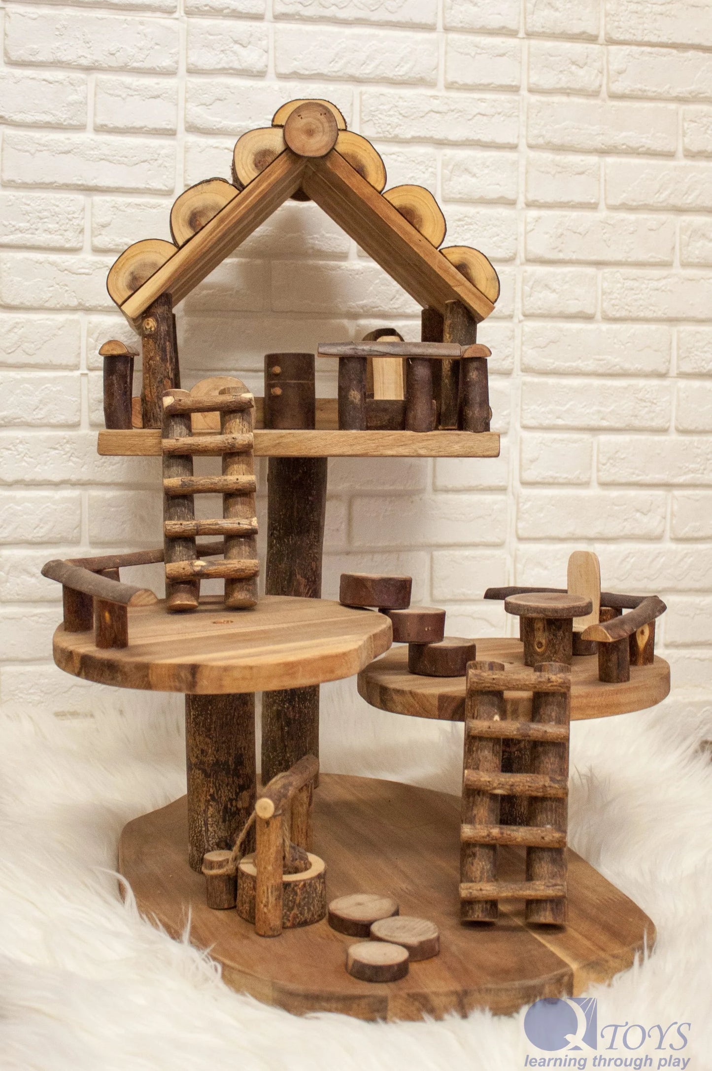 Large Tree House *PRE ORDER*
