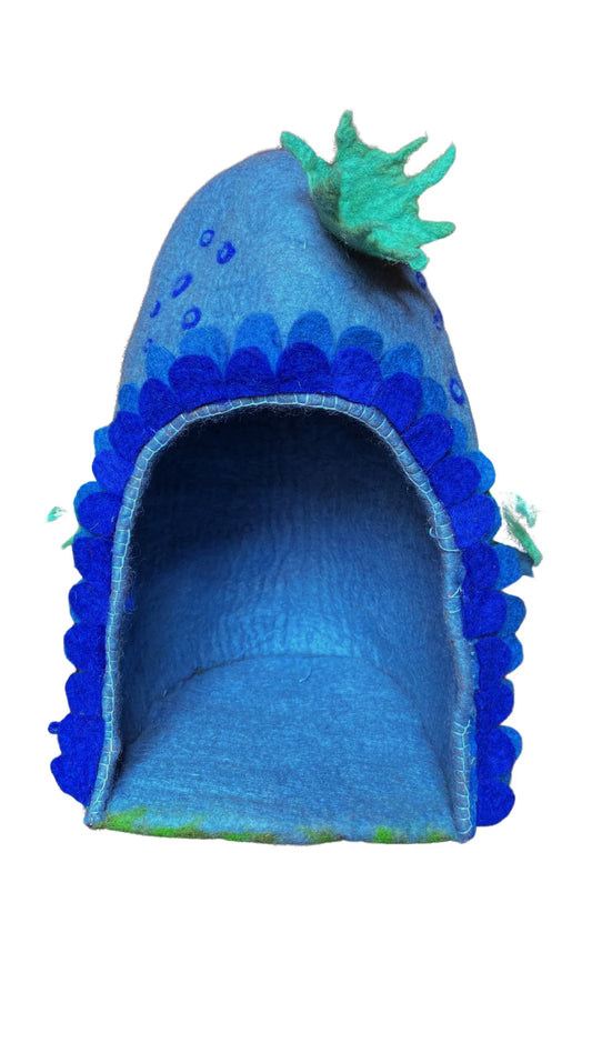 Felt Water Dragon Cave